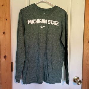 Nike Womens  long sleeve Michigan State shirt M
T-shirt
Green